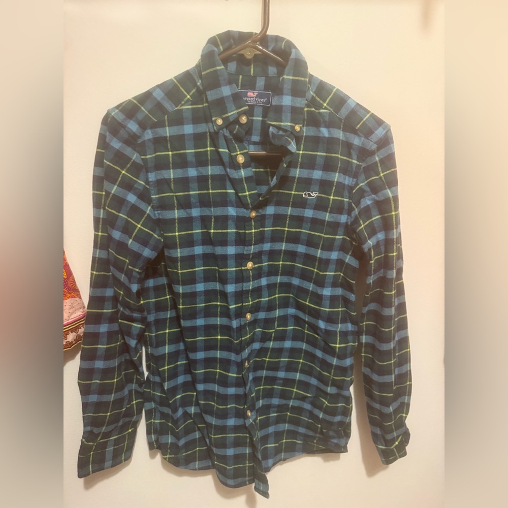 Vineyard vines flannel XS